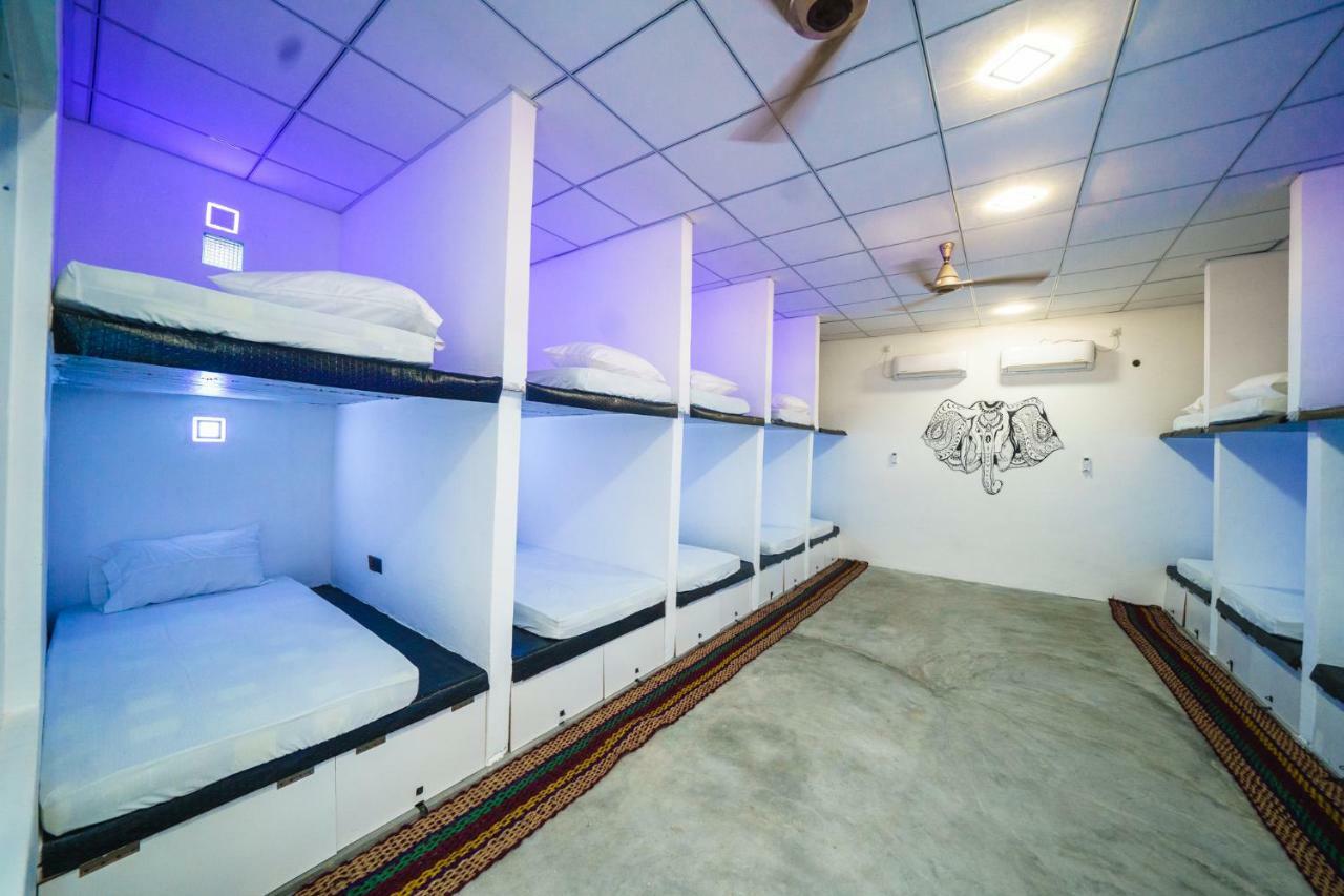 Alcatraz Hostel Arugam Bay Εξωτερικό φωτογραφία